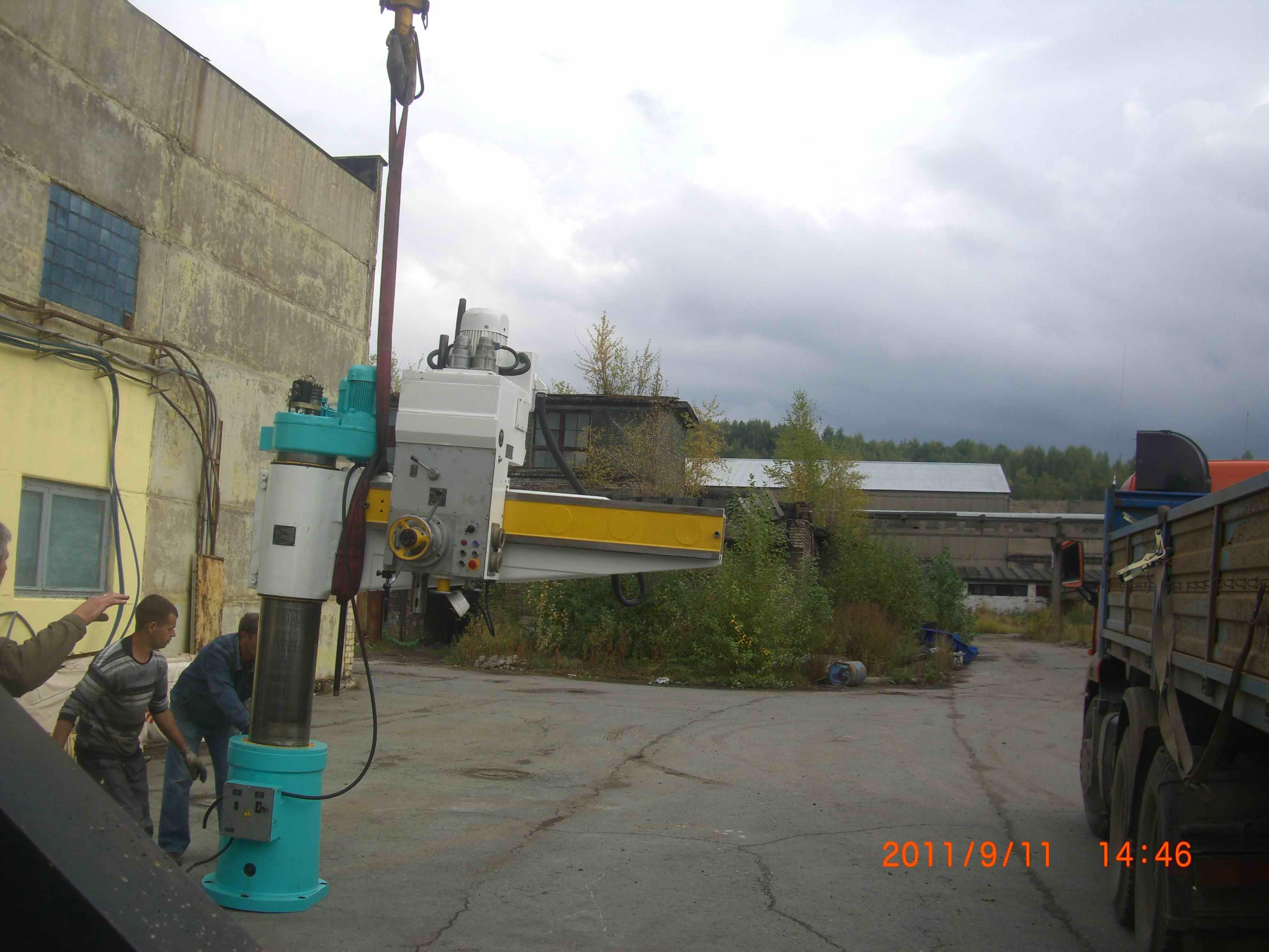 радиалка сверлилка сверлильный для сверления станок  станки радиально-сверлильный 2а554 2н55 2м55  2к53 пермь челябинск  